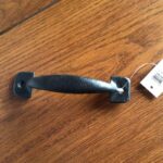 Iron pull handle